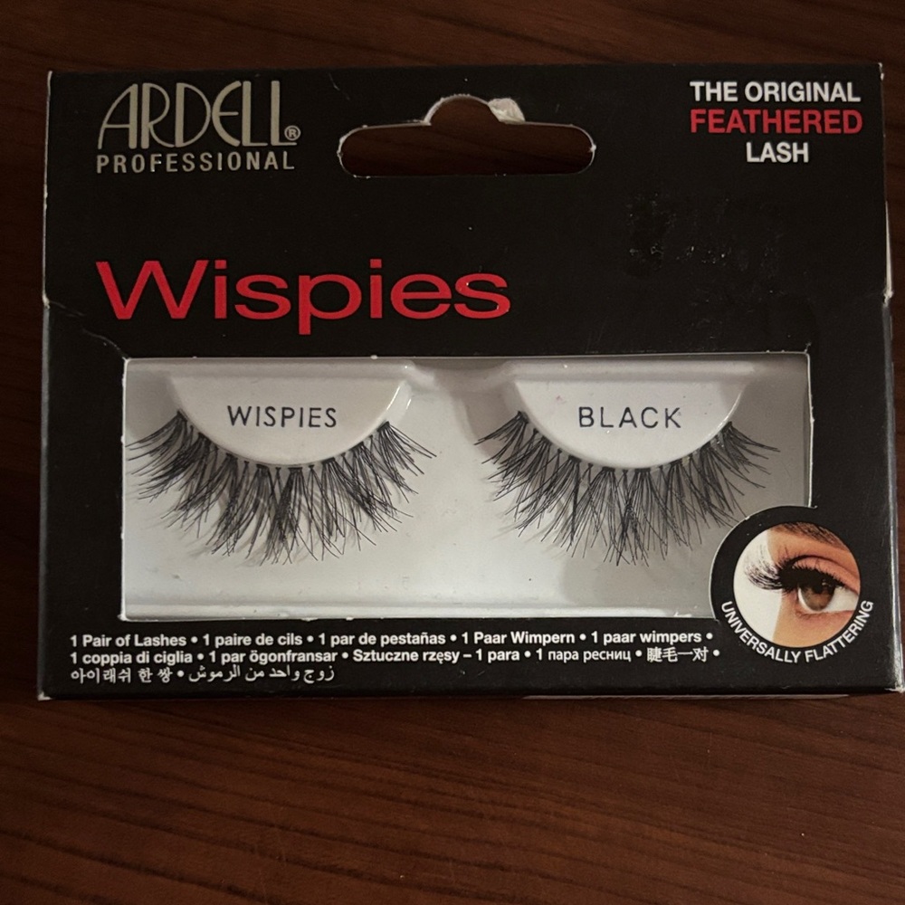 Ardell Wispies Feathered Black Lashes